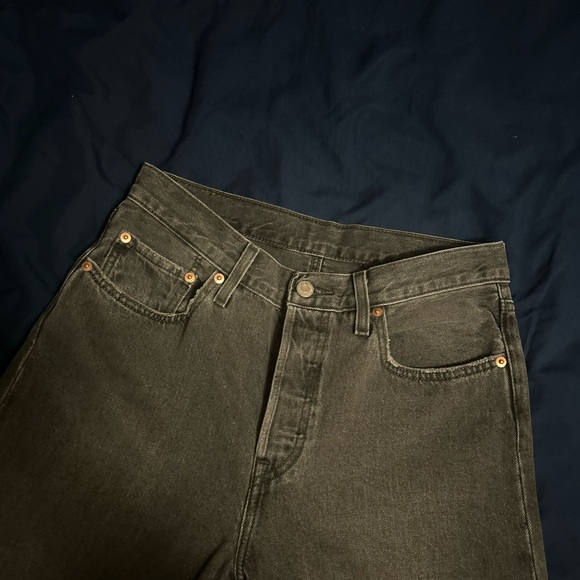 Levi's 501 Jeans - Picture 3 of 4